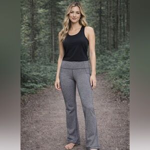 Lululemon‎ Groove Pant Bootcut – Full-On Luxtreme
Size: 10